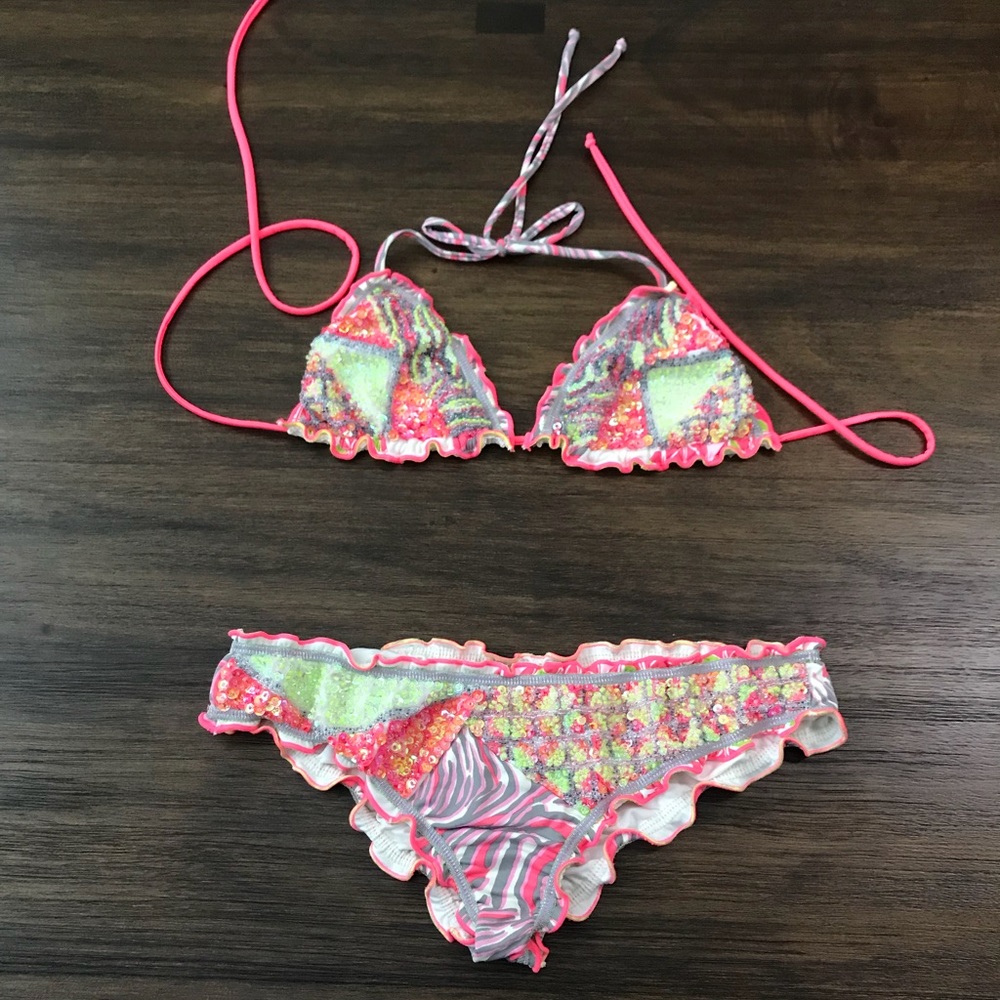 PATRICIA RAMIREZ swim. Sz: L fits like MEDIUM.